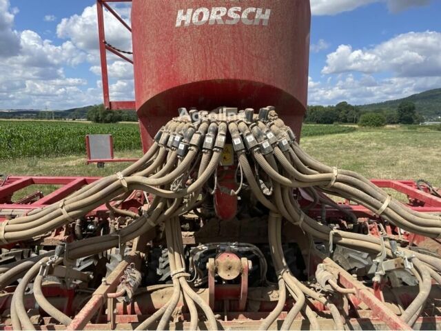 Красный Хорш Другая, объемом двигателя 0 л и пробегом 0 тыс. км за 191856 $, фото 9 на Automoto.ua