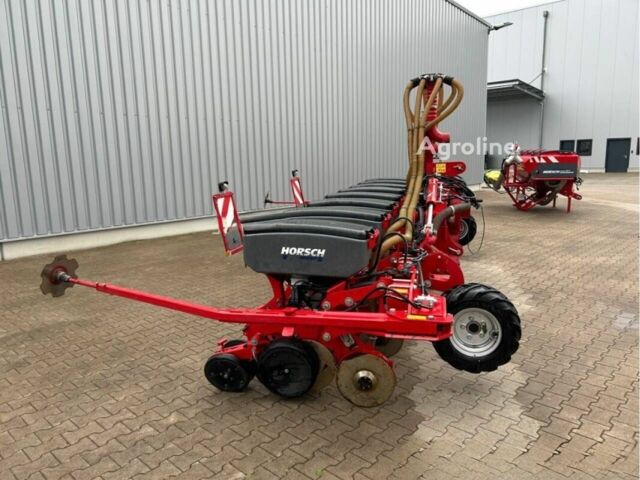 Хорш Другая, объемом двигателя 0 л и пробегом 0 тыс. км за 52471 $, фото 5 на Automoto.ua