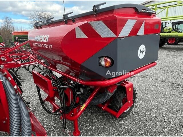 Хорш Другая, объемом двигателя 0 л и пробегом 0 тыс. км за 86052 $, фото 7 на Automoto.ua