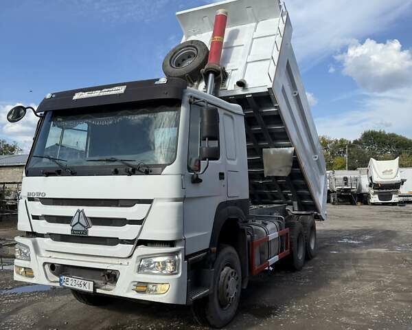 Білий Хово A7, об'ємом двигуна 0 л та пробігом 220 тис. км за 28000 $, фото 7 на Automoto.ua