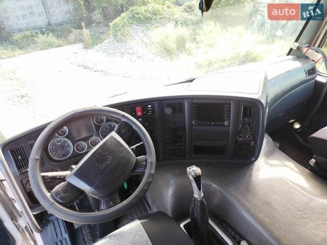 Білий Хово A7, об'ємом двигуна 9.73 л та пробігом 252 тис. км за 39800 $, фото 9 на Automoto.ua