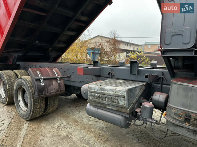 Красный Хово ЗЗ, объемом двигателя 10.8 л и пробегом 17 тыс. км за 19700 $, фото 18 на Automoto.ua