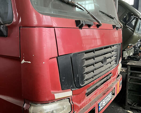 Хово ЗЗ 3407 2007 у Дніпро (Дніпропетровську) на Automoto.ua Червоний Хово ЗЗ 3407, об'ємом двигуна 9.7 л та пробігом 30 тис. км за 27500 $, фото 2 на Automoto.ua