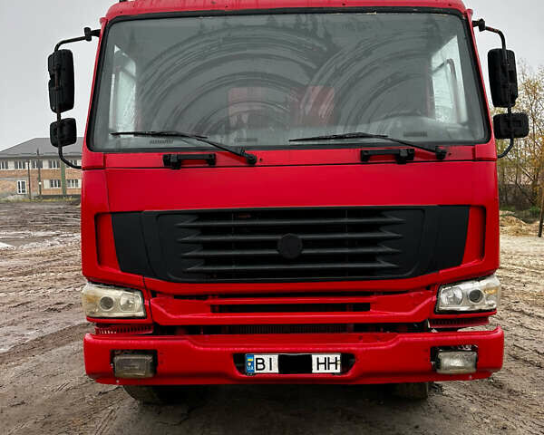 Червоний Хово ZZ1257, об'ємом двигуна 9.73 л та пробігом 32 тис. км за 19800 $, фото 1 на Automoto.ua