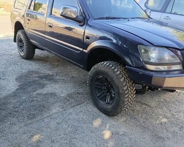 Синий Хуабей ХЦ, объемом двигателя 2.35 л и пробегом 160 тыс. км за 3500 $, фото 3 на Automoto.ua