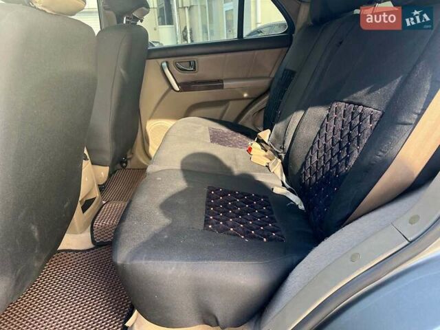 Серый Хуангхай Лендскейп, объемом двигателя 2.4 л и пробегом 180 тыс. км за 5290 $, фото 12 на Automoto.ua