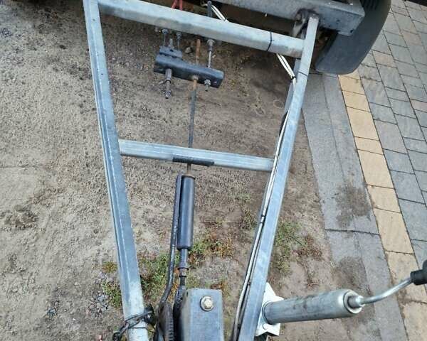 Білий Хумбаур 5190, об'ємом двигуна 2.3 л та пробігом 250 тис. км за 5100 $, фото 4 на Automoto.ua