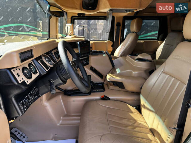 Зелений Хаммер Н1, об'ємом двигуна 6.47 л та пробігом 21 тис. км за 112000 $, фото 14 на Automoto.ua