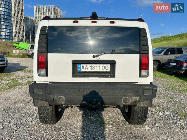 Белый Хаммер Н2, объемом двигателя 5.97 л и пробегом 120 тыс. км за 14300 $, фото 5 на Automoto.ua