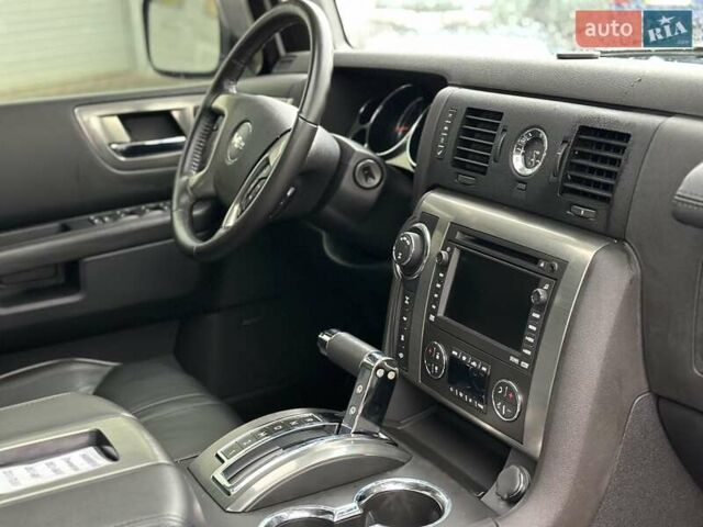 Хаммер Н2 2008 у Рівному на Automoto.ua Білий Хаммер Н2, об'ємом двигуна 6.2 л та пробігом 78 тис. км за 41000 $, фото 47 на Automoto.ua