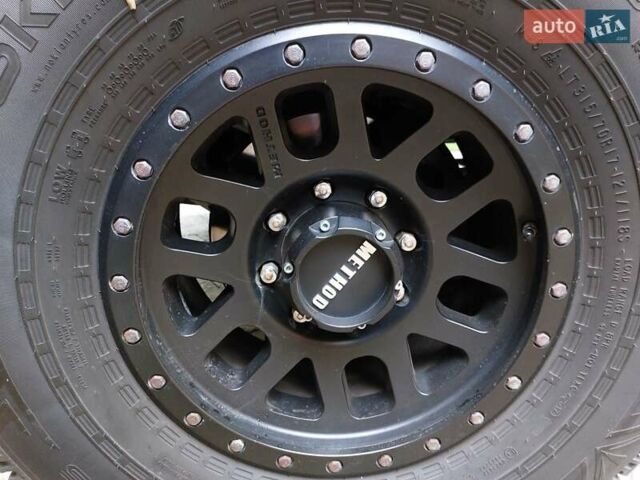 Хаммер Н2 2008 в Одессе на Automoto.ua Черный Хаммер Н2, объемом двигателя 6.2 л и пробегом 148 тыс. км за 39000 $, фото 4 на Automoto.ua
