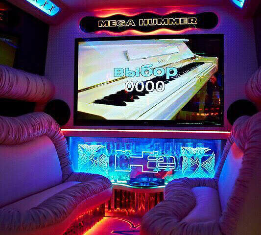 Хаммер Н2, объемом двигателя 6 л и пробегом 150 тыс. км за 65000 $, фото 2 на Automoto.ua