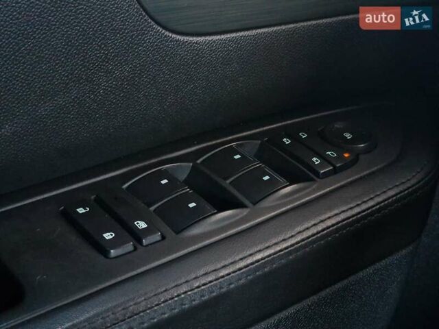 Хаммер Н2, объемом двигателя 6.16 л и пробегом 101 тыс. км за 29990 $, фото 41 на Automoto.ua