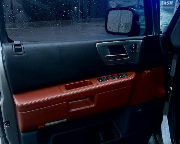 Хаммер Н2, об'ємом двигуна 6.2 л та пробігом 68 тис. км за 40000 $, фото 7 на Automoto.ua