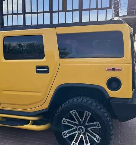 Жовтий Хаммер Н2, об'ємом двигуна 5.97 л та пробігом 175 тис. км за 23000 $, фото 7 на Automoto.ua