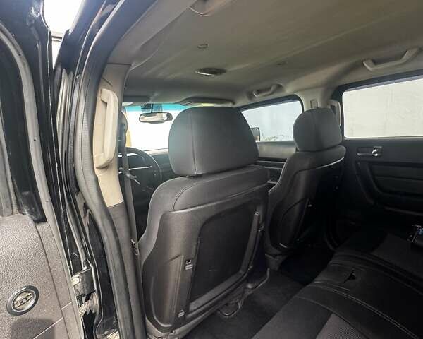 Черный Хаммер Н3, объемом двигателя 3.5 л и пробегом 220 тыс. км за 17500 $, фото 9 на Automoto.ua
