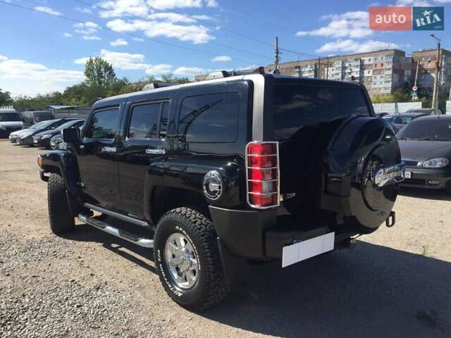 Черный Хаммер Н3, объемом двигателя 3.5 л и пробегом 98 тыс. км за 30000 $, фото 2 на Automoto.ua