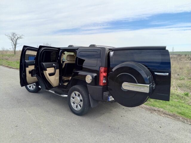 Черный Хаммер Н3, объемом двигателя 3.7 л и пробегом 130 тыс. км за 20000 $, фото 15 на Automoto.ua