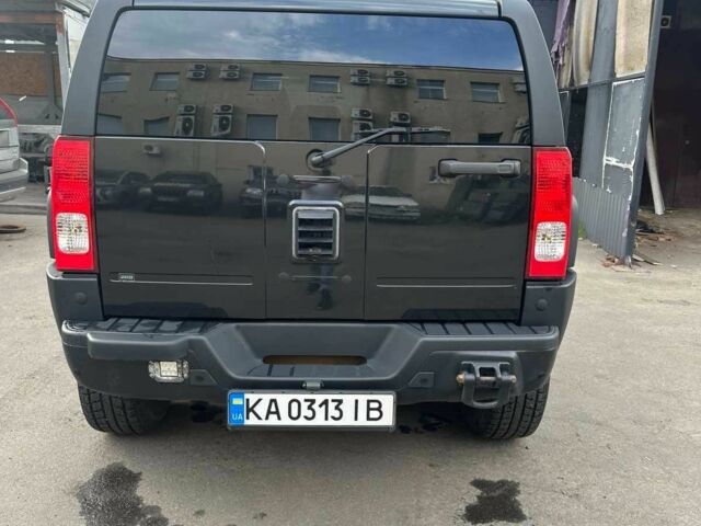 Черный Хаммер Н3, объемом двигателя 3.7 л и пробегом 142 тыс. км за 13000 $, фото 6 на Automoto.ua