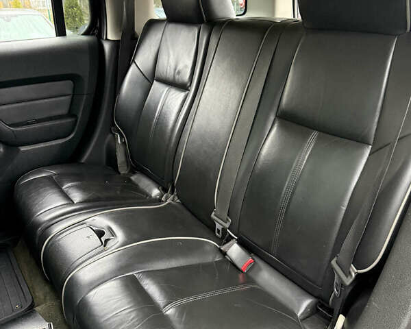 Чорний Хаммер Н3, об'ємом двигуна 3.65 л та пробігом 280 тис. км за 16500 $, фото 13 на Automoto.ua