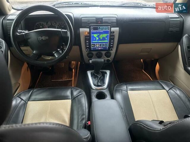 Чорний Хаммер Н3, об'ємом двигуна 3.65 л та пробігом 168 тис. км за 23300 $, фото 43 на Automoto.ua