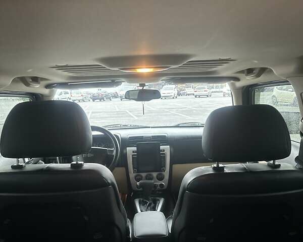 Чорний Хаммер Н3, об'ємом двигуна 3.65 л та пробігом 168 тис. км за 23300 $, фото 34 на Automoto.ua