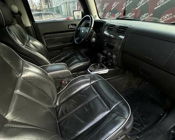 Чорний Хаммер Н3, об'ємом двигуна 3.65 л та пробігом 280 тис. км за 16500 $, фото 15 на Automoto.ua