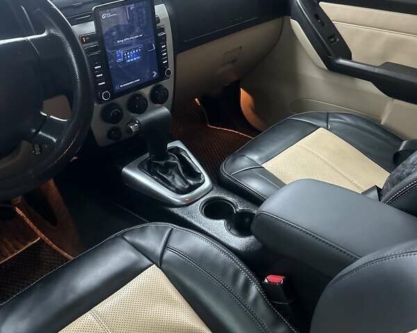 Чорний Хаммер Н3, об'ємом двигуна 3.65 л та пробігом 168 тис. км за 23300 $, фото 48 на Automoto.ua