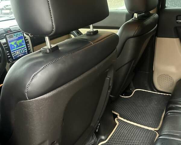 Чорний Хаммер Н3, об'ємом двигуна 3.65 л та пробігом 168 тис. км за 23300 $, фото 44 на Automoto.ua