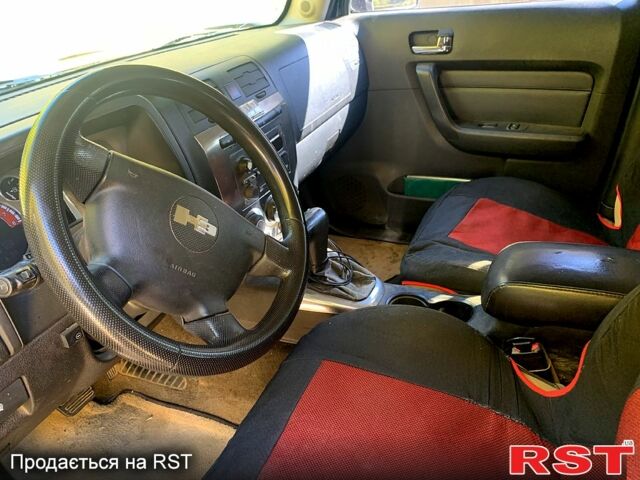 Хаммер Н3, объемом двигателя 3.7 л и пробегом 267 тыс. км за 7000 $, фото 3 на Automoto.ua