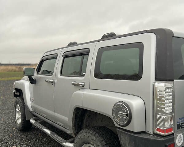 Сірий Хаммер Н3, об'ємом двигуна 3.65 л та пробігом 79 тис. км за 16899 $, фото 5 на Automoto.ua