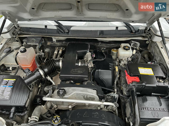 Сірий Хаммер Н3, об'ємом двигуна 3.65 л та пробігом 79 тис. км за 16899 $, фото 22 на Automoto.ua