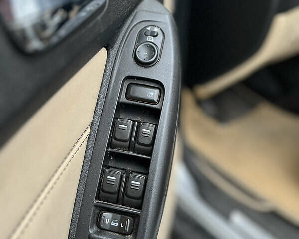 Сірий Хаммер Н3, об'ємом двигуна 3.65 л та пробігом 79 тис. км за 16899 $, фото 15 на Automoto.ua