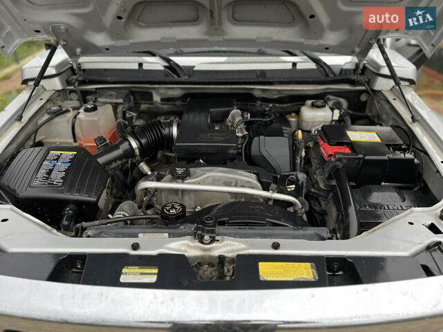 Сірий Хаммер Н3, об'ємом двигуна 3.65 л та пробігом 79 тис. км за 16899 $, фото 21 на Automoto.ua