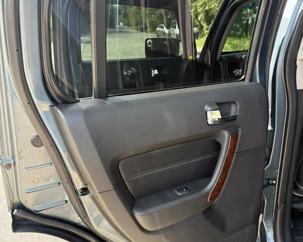 Синій Хаммер Н3, об'ємом двигуна 3.46 л та пробігом 109 тис. км за 20000 $, фото 47 на Automoto.ua