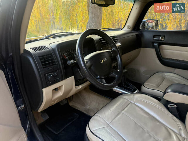 Синий Хаммер Н3, объемом двигателя 3.7 л и пробегом 252 тыс. км за 14500 $, фото 7 на Automoto.ua