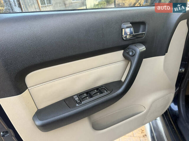 Синий Хаммер Н3, объемом двигателя 3.7 л и пробегом 252 тыс. км за 14500 $, фото 8 на Automoto.ua