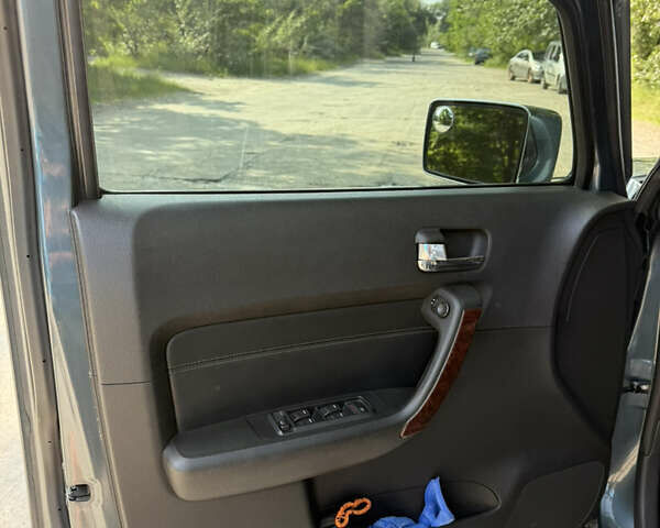 Синій Хаммер Н3, об'ємом двигуна 3.46 л та пробігом 109 тис. км за 20000 $, фото 48 на Automoto.ua