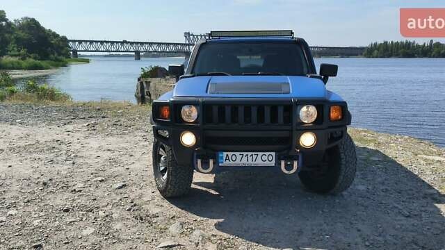 Синий Хаммер Н3, объемом двигателя 3.65 л и пробегом 220 тыс. км за 16700 $, фото 11 на Automoto.ua