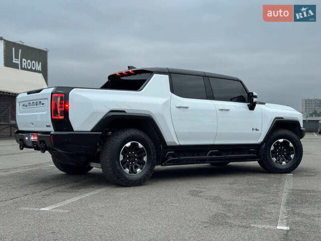 Білий Хаммер EV, об'ємом двигуна 0 л та пробігом 9 тис. км за 130000 $, фото 6 на Automoto.ua