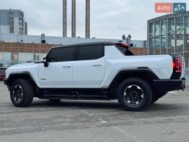 Білий Хаммер EV, об'ємом двигуна 0 л та пробігом 9 тис. км за 130000 $, фото 13 на Automoto.ua