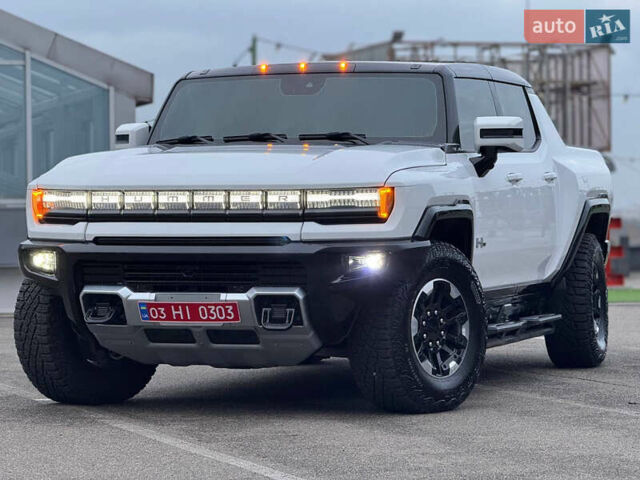 Білий Хаммер EV, об'ємом двигуна 0 л та пробігом 9 тис. км за 130000 $, фото 1 на Automoto.ua