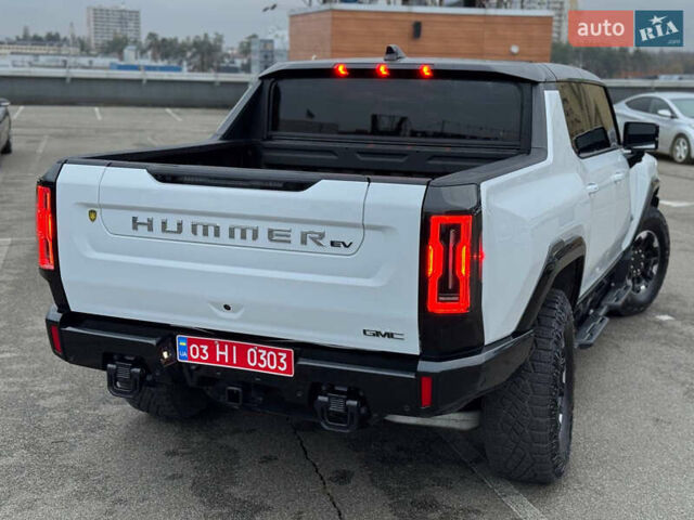 Білий Хаммер EV, об'ємом двигуна 0 л та пробігом 9 тис. км за 130000 $, фото 8 на Automoto.ua