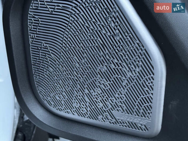 Белый Хаммер EV, объемом двигателя 0 л и пробегом 9 тыс. км за 130000 $, фото 54 на Automoto.ua