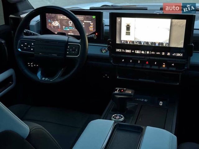 Білий Хаммер EV, об'ємом двигуна 0 л та пробігом 9 тис. км за 130000 $, фото 40 на Automoto.ua