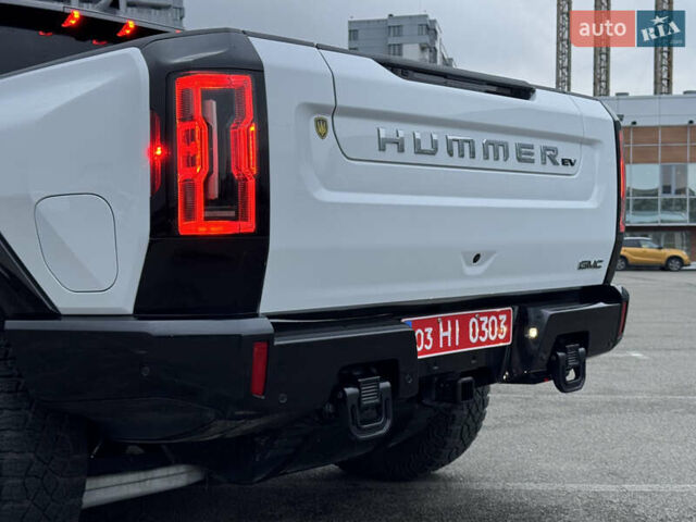 Белый Хаммер EV, объемом двигателя 0 л и пробегом 9 тыс. км за 130000 $, фото 17 на Automoto.ua