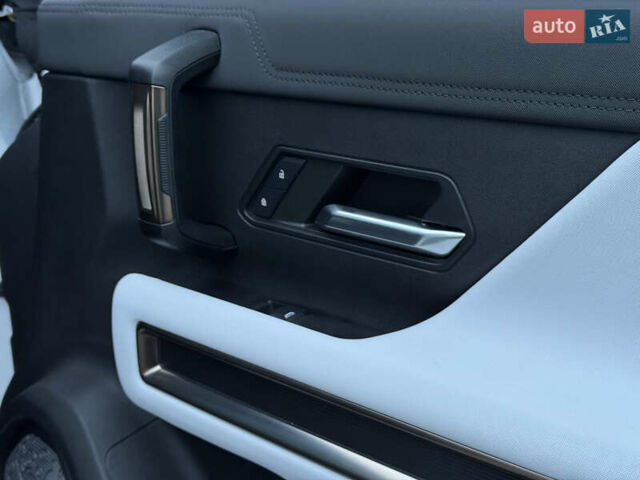 Белый Хаммер EV, объемом двигателя 0 л и пробегом 9 тыс. км за 130000 $, фото 49 на Automoto.ua