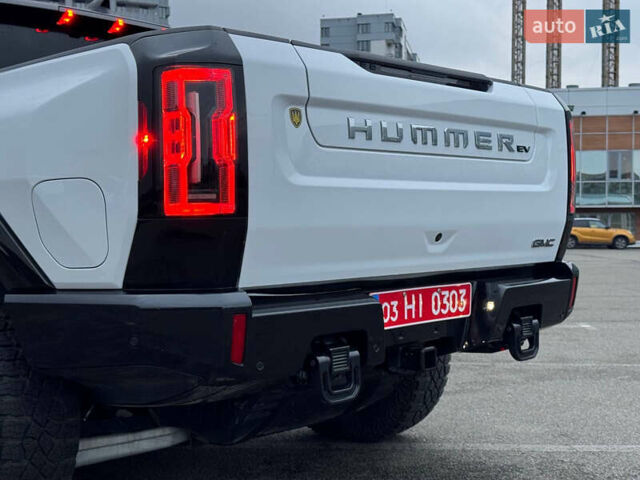 Білий Хаммер EV, об'ємом двигуна 0 л та пробігом 9 тис. км за 130000 $, фото 17 на Automoto.ua