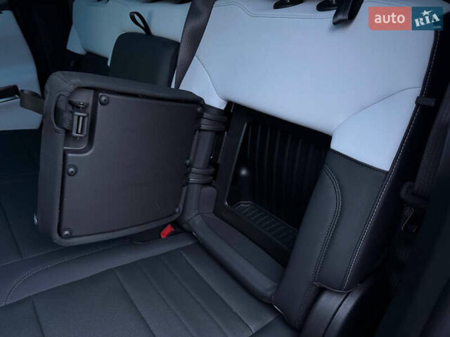 Білий Хаммер EV, об'ємом двигуна 0 л та пробігом 9 тис. км за 130000 $, фото 37 на Automoto.ua