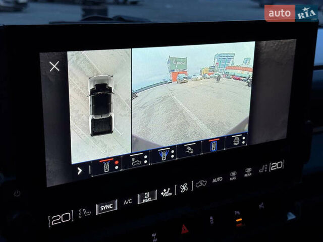 Білий Хаммер EV, об'ємом двигуна 0 л та пробігом 9 тис. км за 130000 $, фото 33 на Automoto.ua